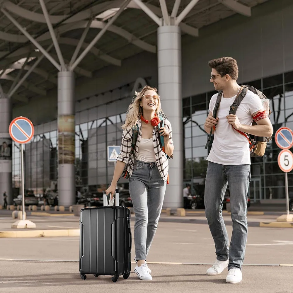 28In Expandable Lightweight Spinner Suitcase with Corner Guards - Black