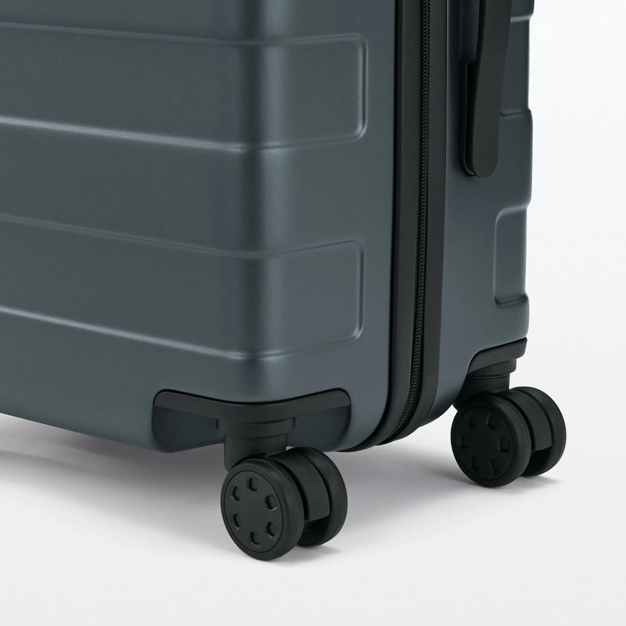 Adjustable Handle Hard Shell Suitcase 36L | Carry-On