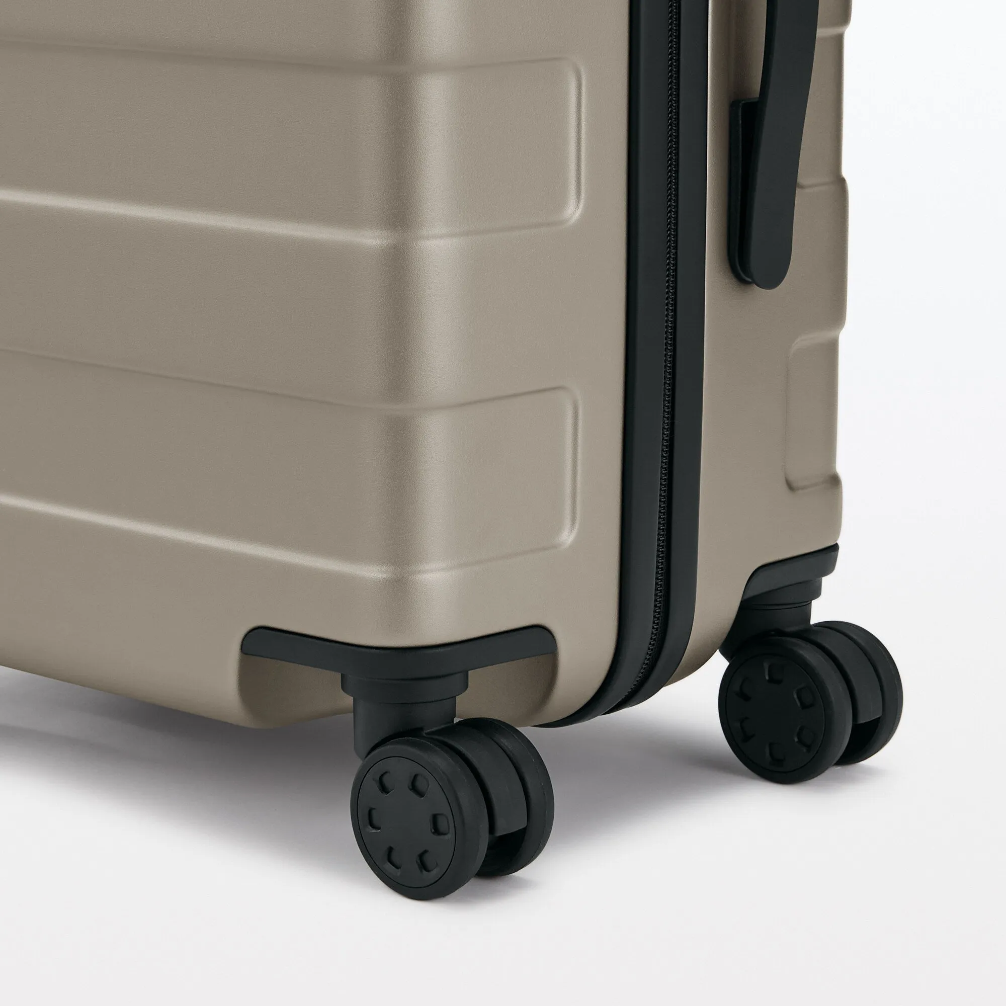 Adjustable Handle Hard Shell Suitcase 36L | Carry-On