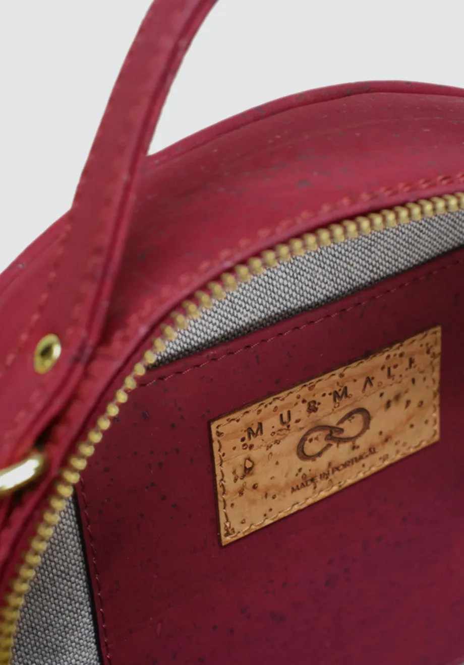 BETA Handcrafted Cork Vegan Round Shoulder Bag | Burgundy