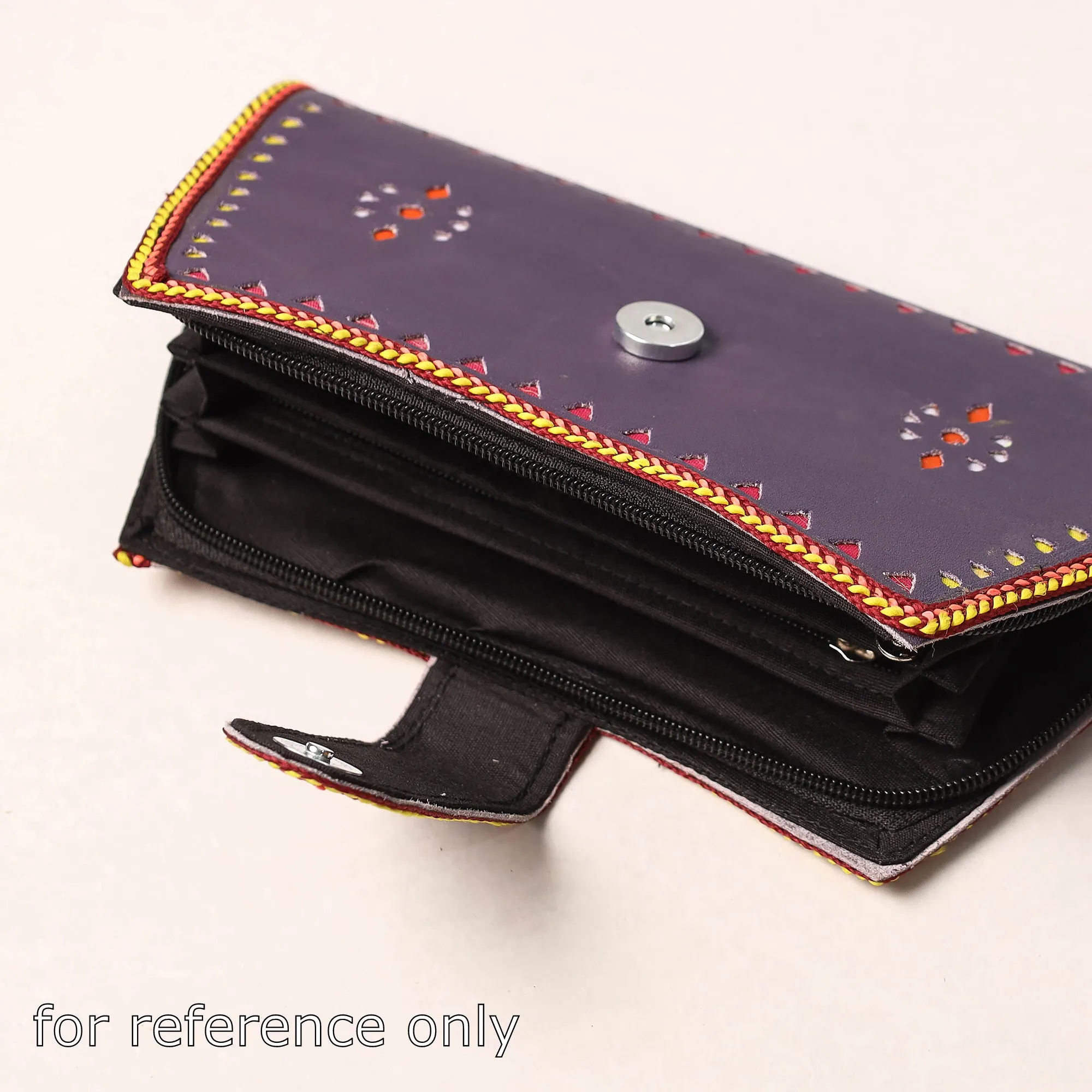 Black - Handcrafted Kutch Leather Clutch / Wallet