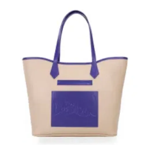 Color Presumtuous Shoulder Bag
