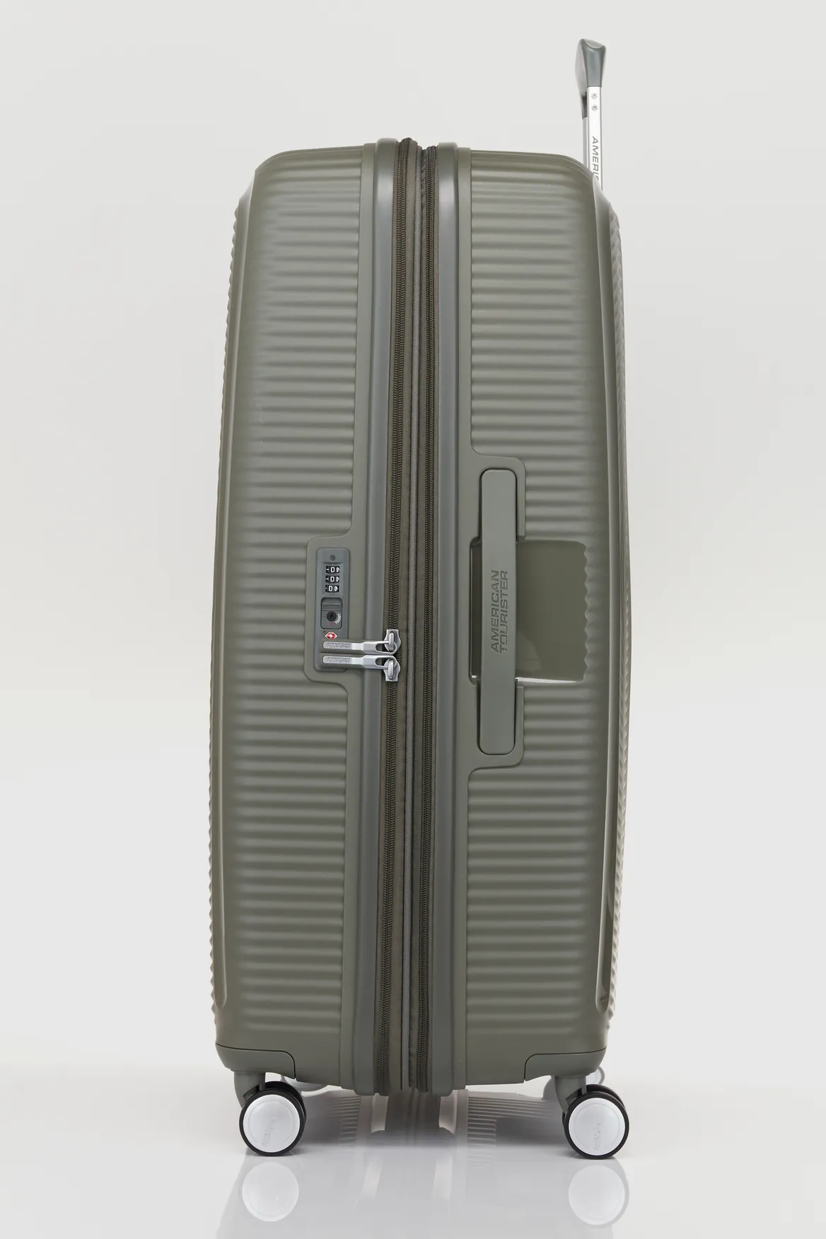 Curio 2 80cm Suitcase