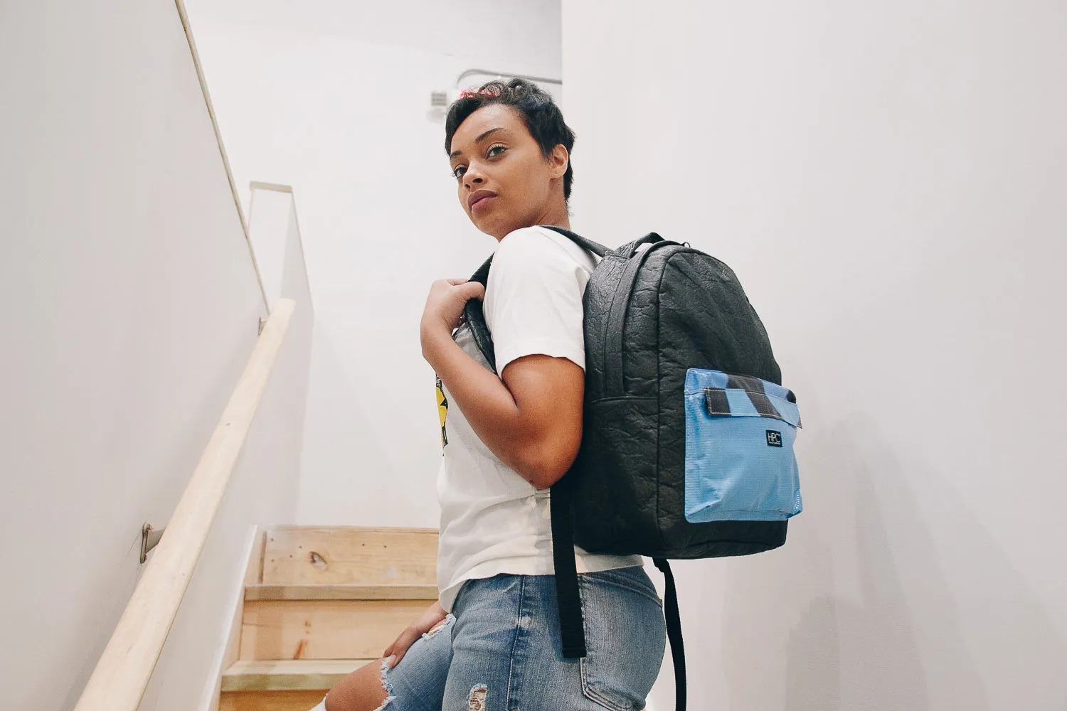 Earth Bag Standard, Red Pinatex (Upcycled Billboard Bags)
