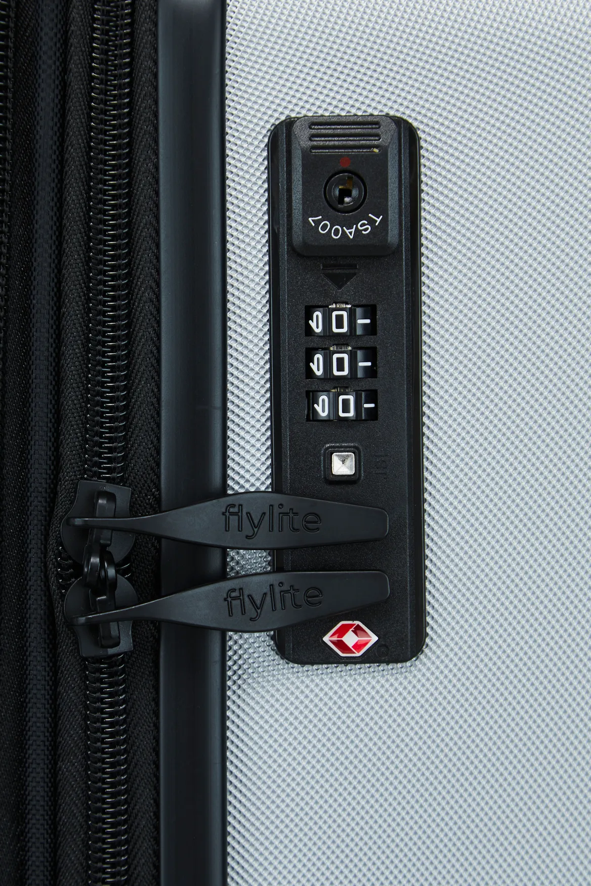 Glide 66cm Suitcase