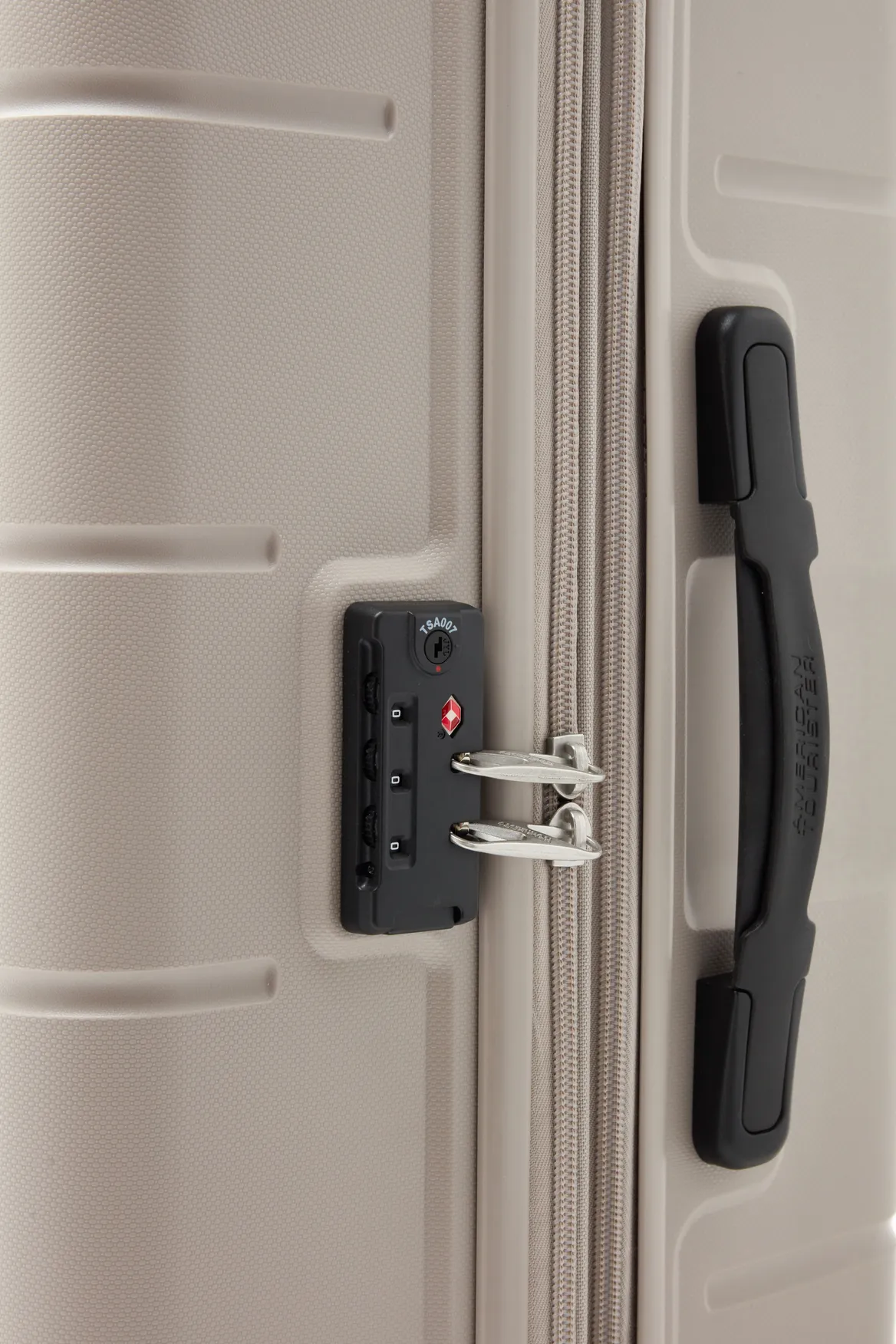 Hundo 81cm Suitcase