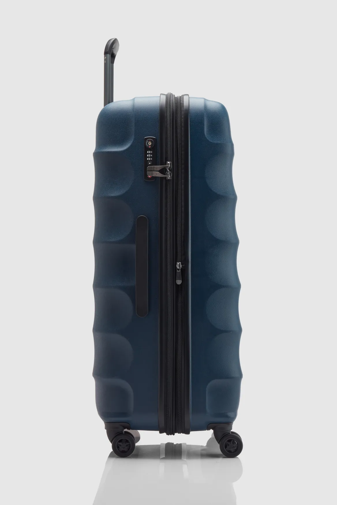 Juno Check-In 79cm Suitcase