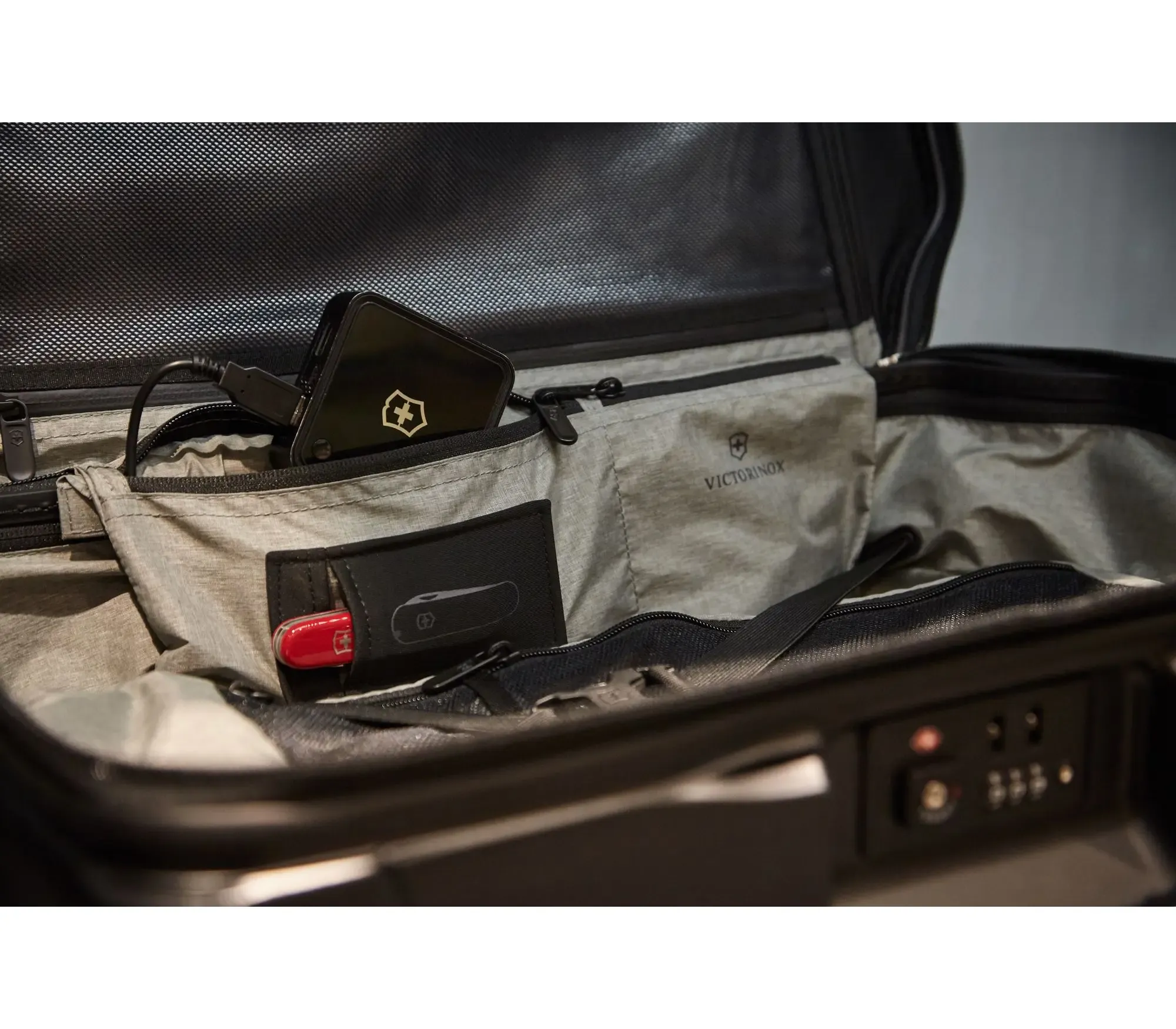 LEXICON Hardside Global Carry-On - Black