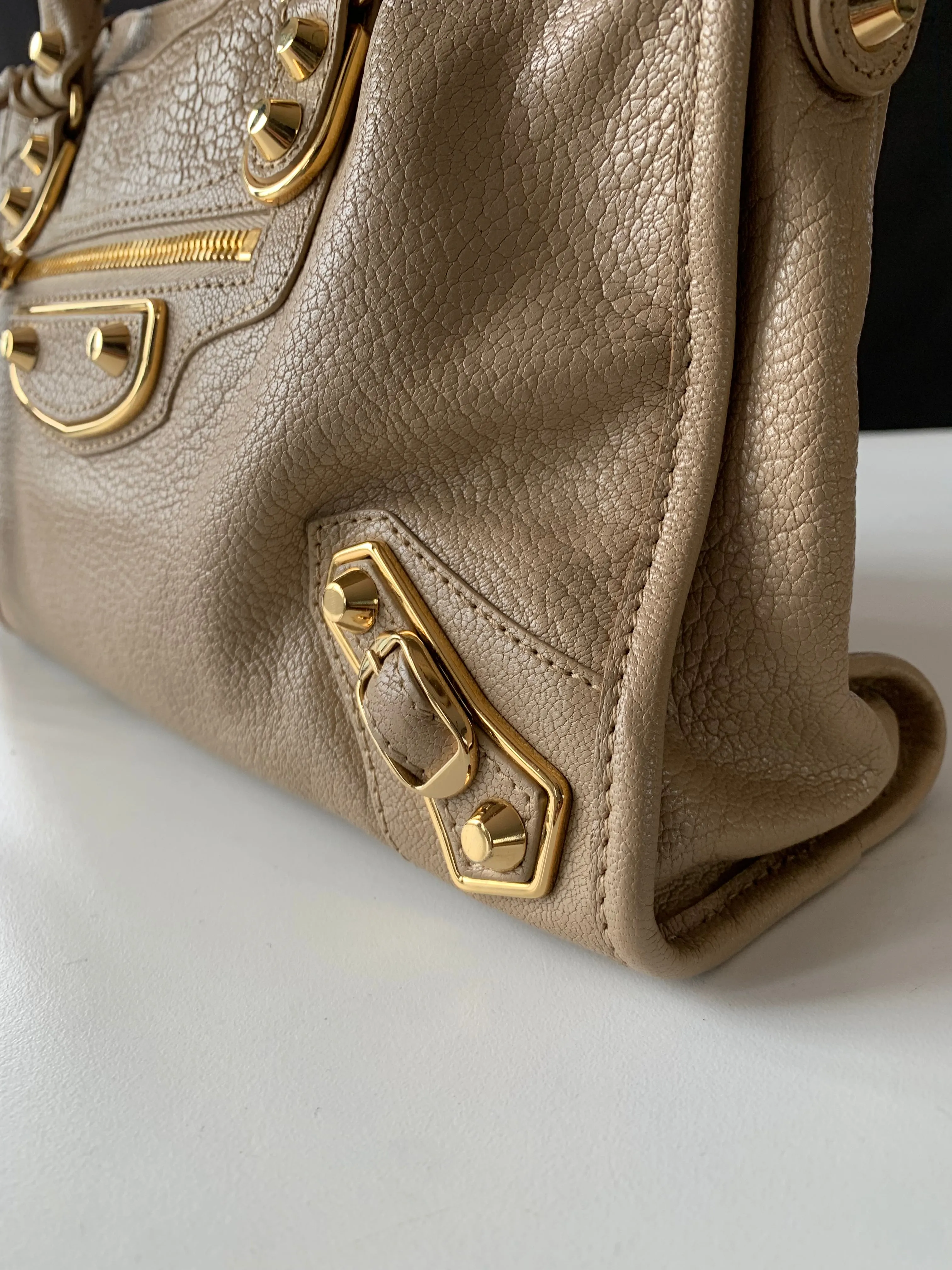 <b>BALENCIAGA</b> <br>Small City Metallic Edge