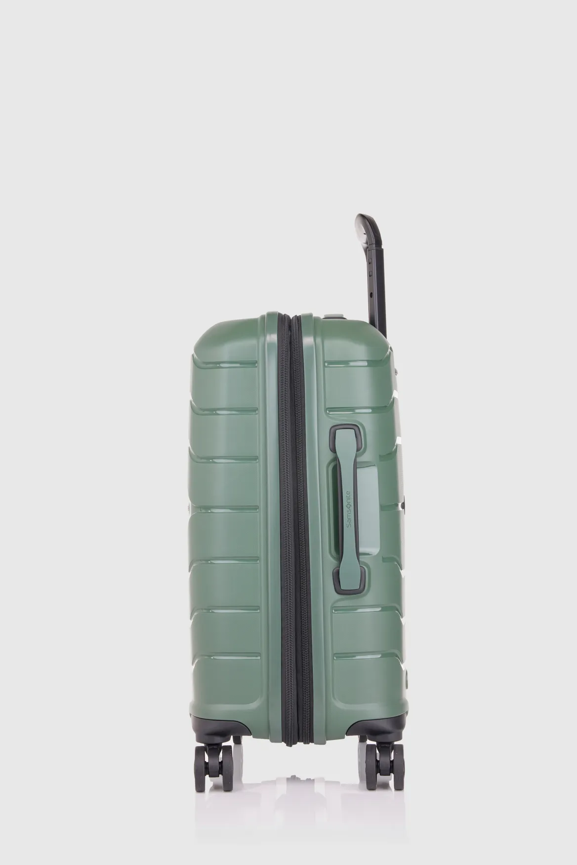 Oc2lite 55cm Suitcase