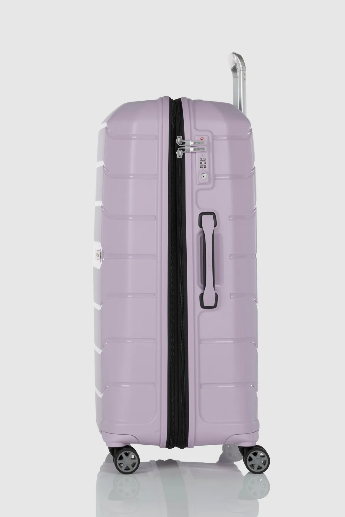 Oc2lite 81cm Suitcase