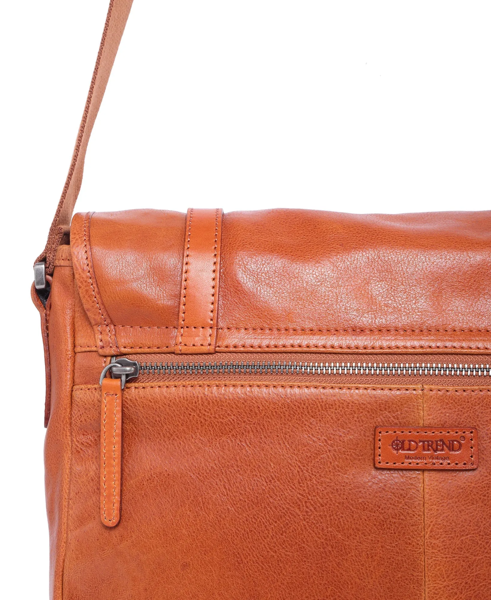 Old Trend Genuine Leather Mountain Breeze Messenger Bag