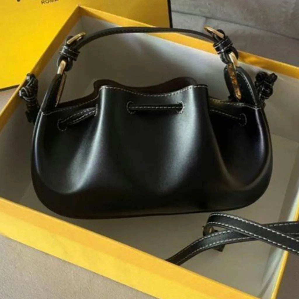 Stylish Pomodorino Mini Bucket Handbag For Women