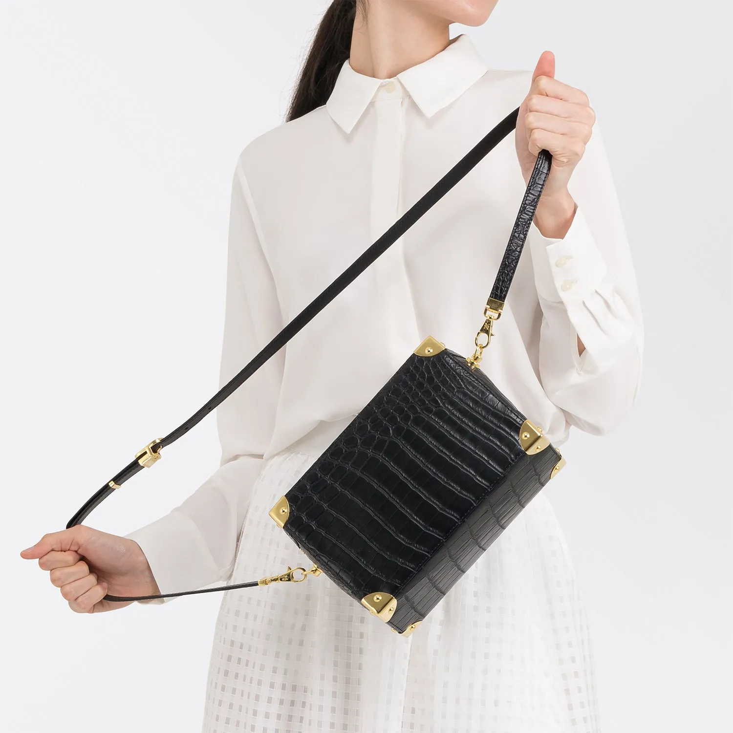 UNSIGNED APPLIQUÉ BOX CROSSBODY BAG